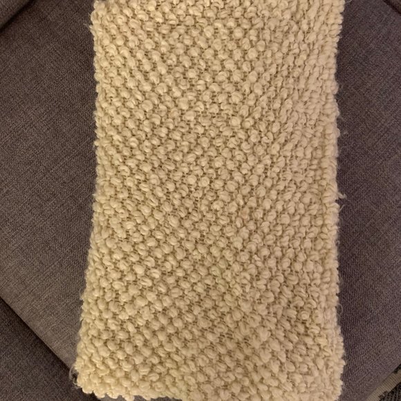 BDG Fuzzy Knit Circle Scarf - Picture 3 of 3